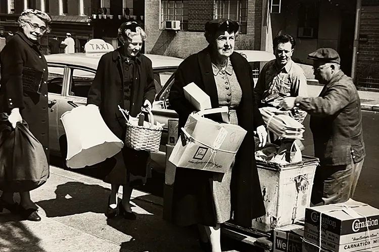 Women thrift shop 1950s CCS. 