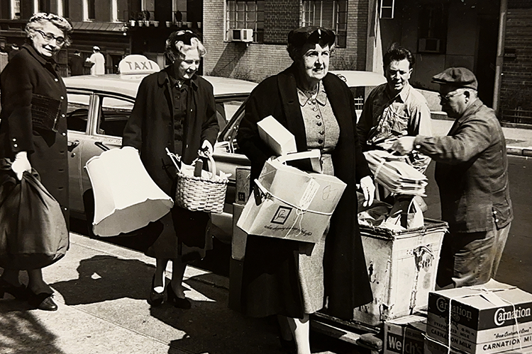 Women thrift shop 1950s CCS. 